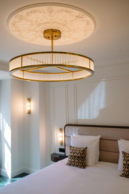 Luxe Suite image 2