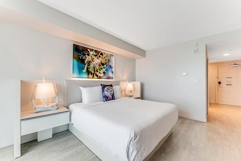 King Room with City View image 4