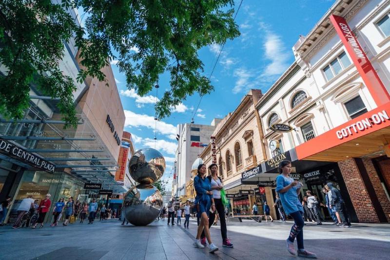 Bliss at Balfours - CBD Escape with Pool & Hot Tub - image 8