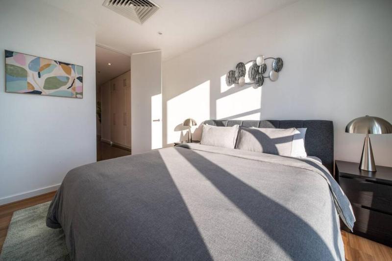 The Views Penthouse - Cityscape & Parkland Scenery - image 9
