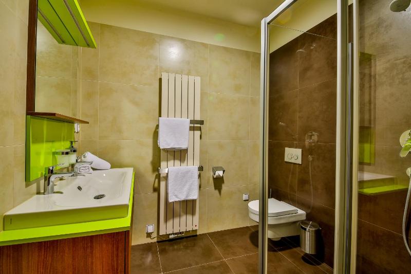Deluxe Double Room image 4