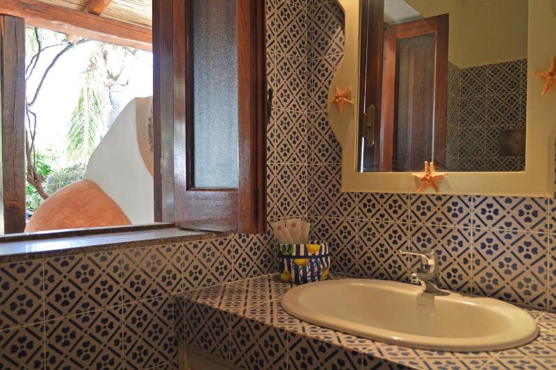 Standard Triple Room image 3