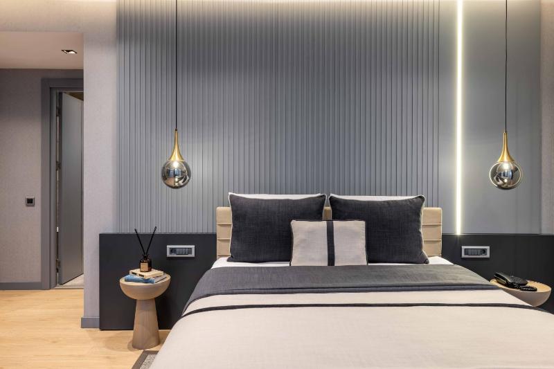 Deluxe Room image 4