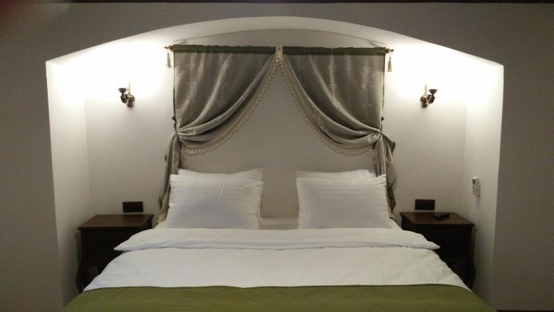 Standard Double or Twin Room image 1