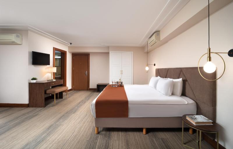 Recital Park Hotel - image 16