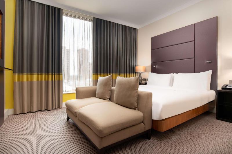 One-Bedroom King Suite image 1