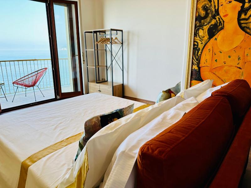BluMare ArtHouse - image 36