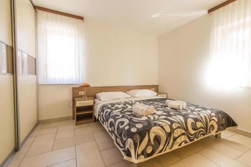 Superior Two-Bedroom Apartment with Sofa Bed (6 Adults) image 3