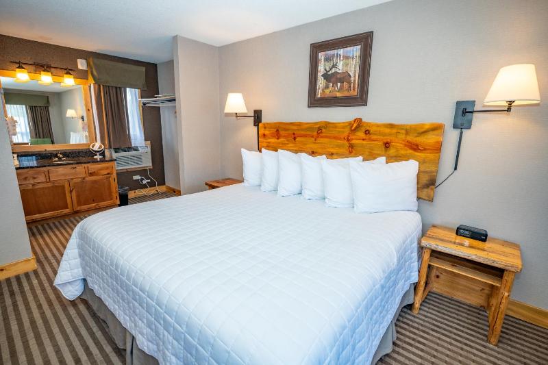 King Room - Non-Pet Friendly image 4