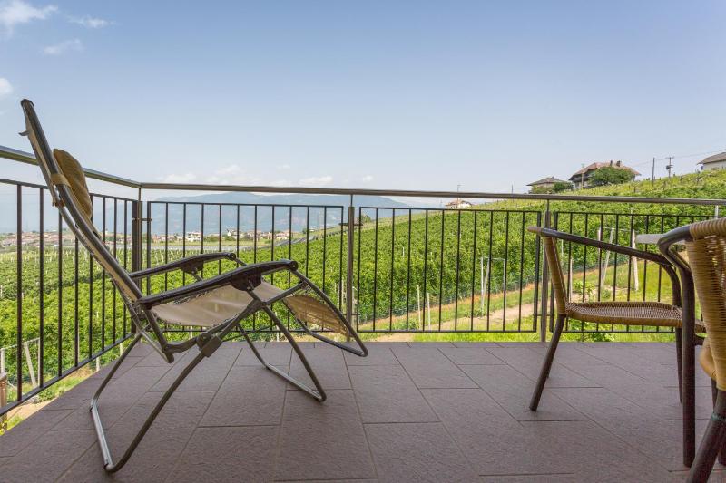 Two-Bedroom Apartment with Balcony image 4
