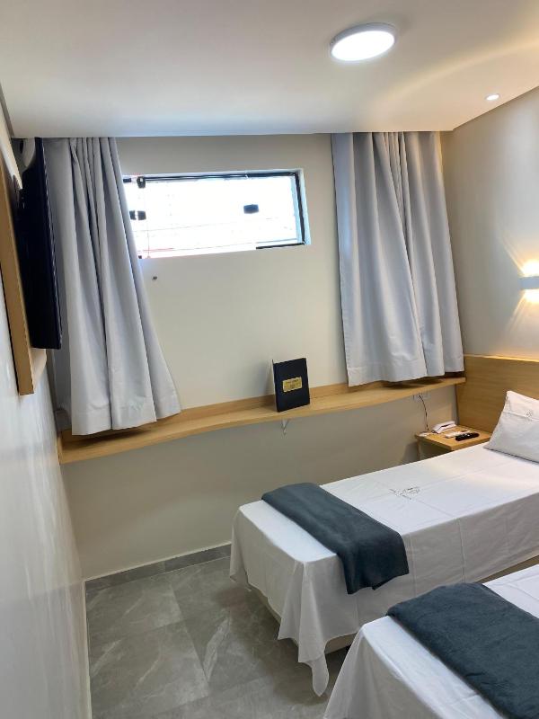 Hotel Urban - image 10