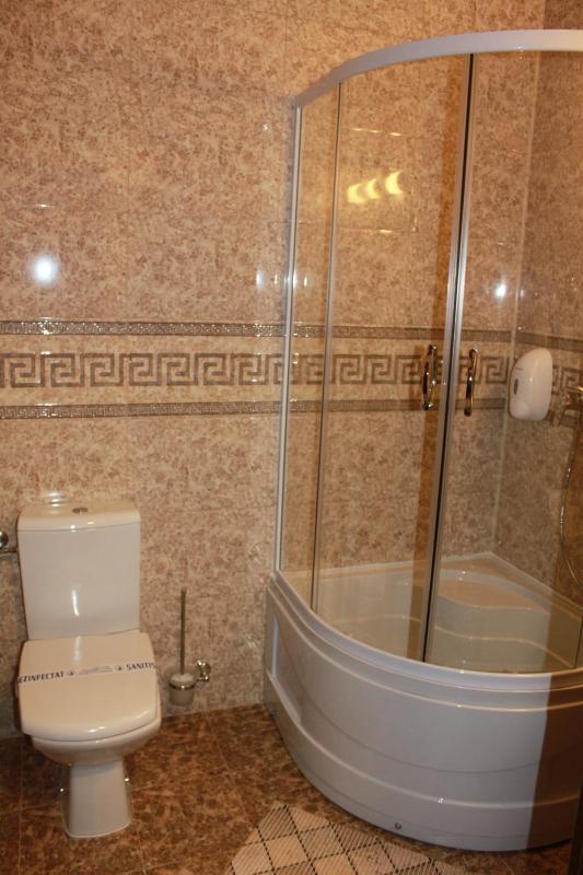 Deluxe Double or Twin Room image 4