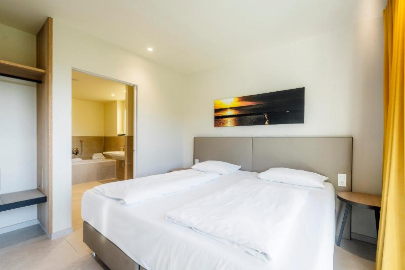 Suite image 2