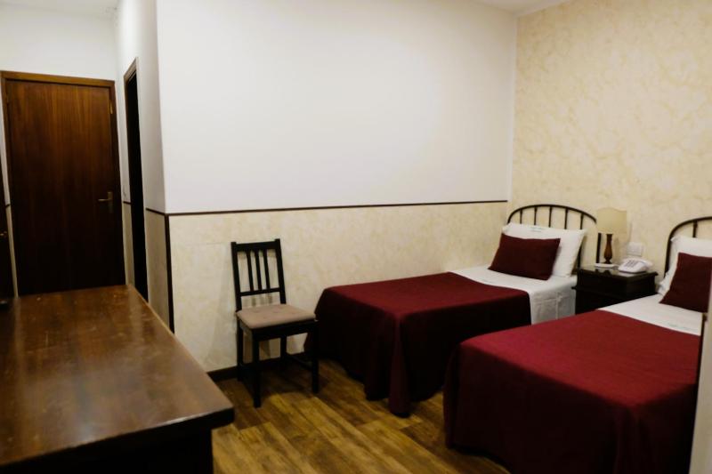 Twin Room with Terrace image 1