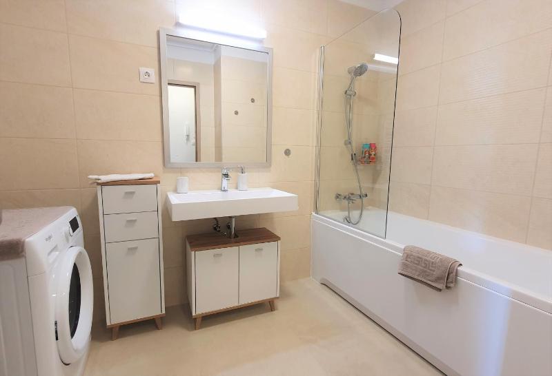 TomJohn Apartman Siófok - image 24