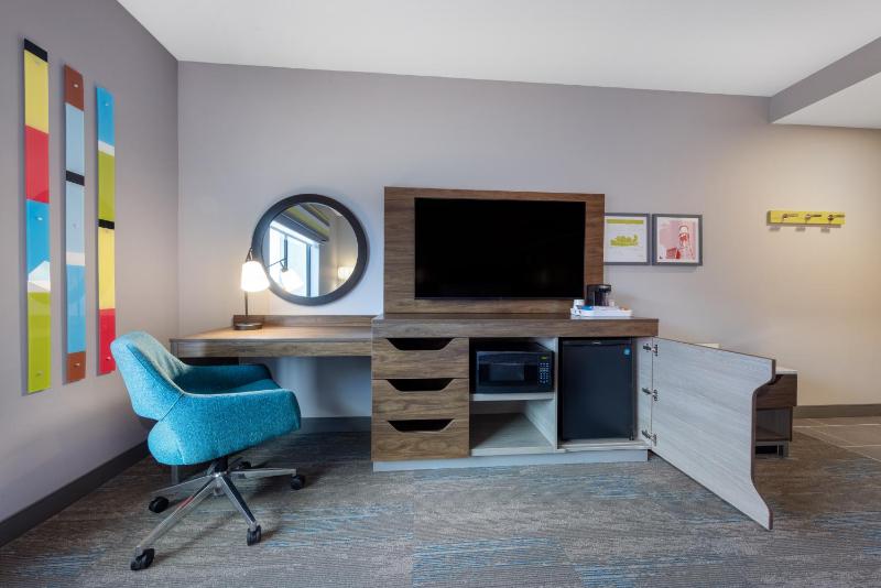 King Room - Hearing Access image 1