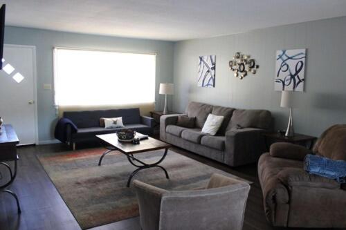Three-Bedroom Suite image 4