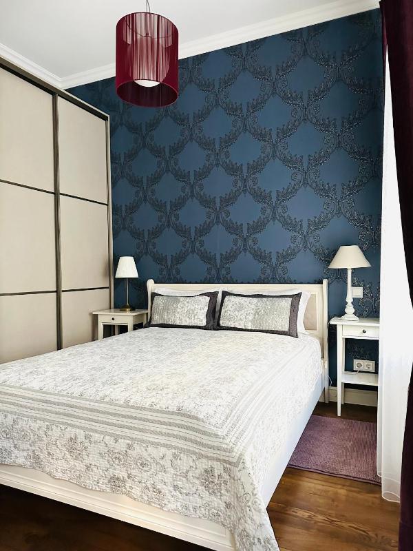 Vilnius street apartment - image 16