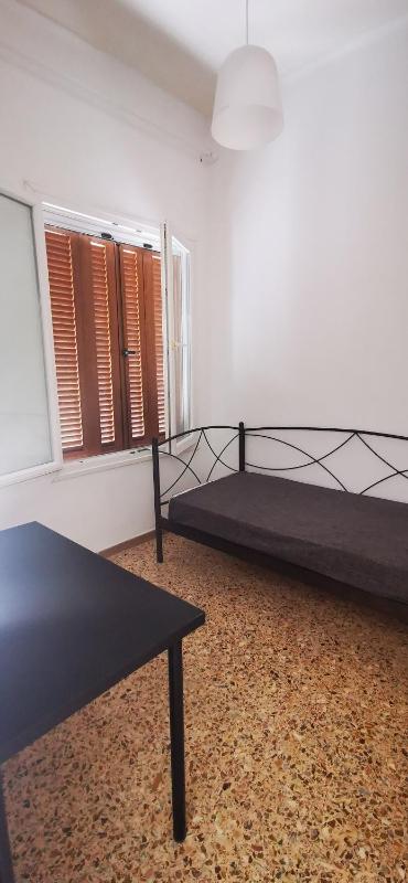 One-Bedroom Apartment image 4