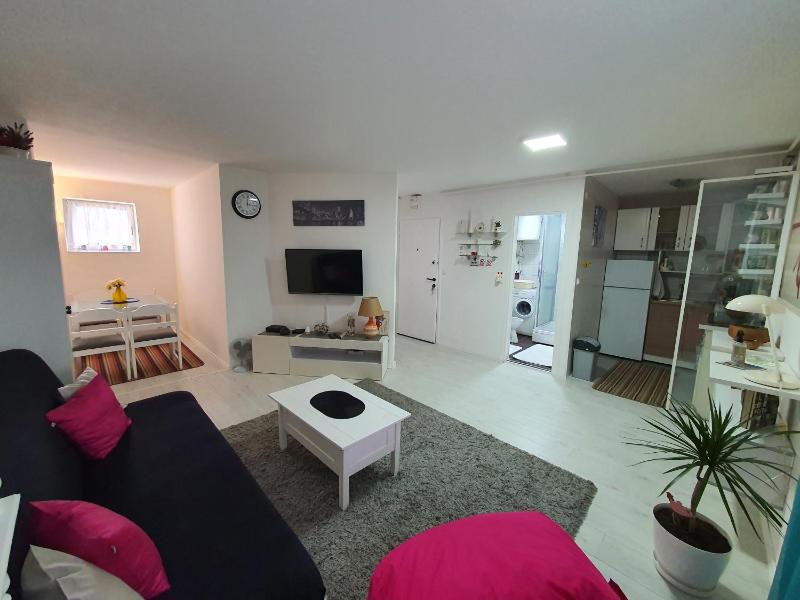 Studio apartment MA - image 6