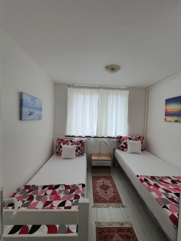 Studio apartment MA - image 9