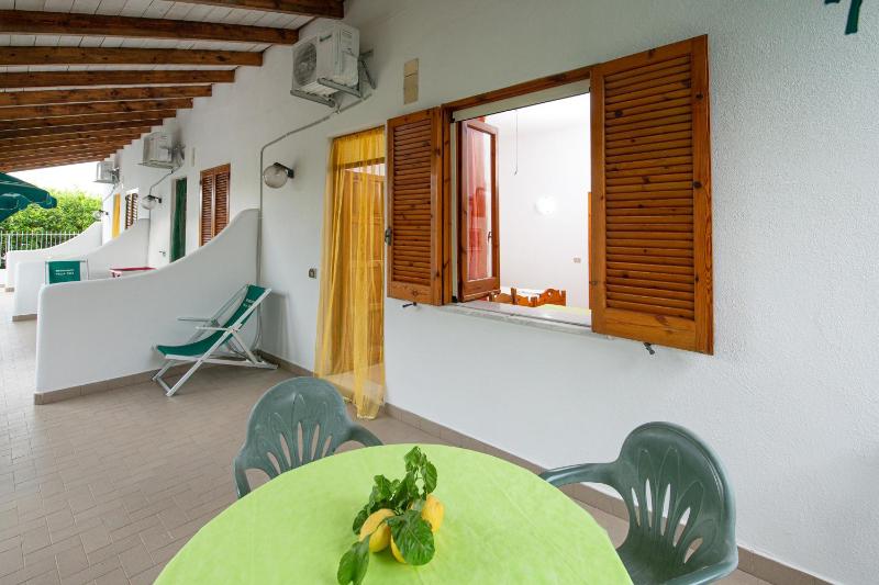 Studio Apartment image 4