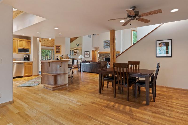 Three-Bedroom House image 2