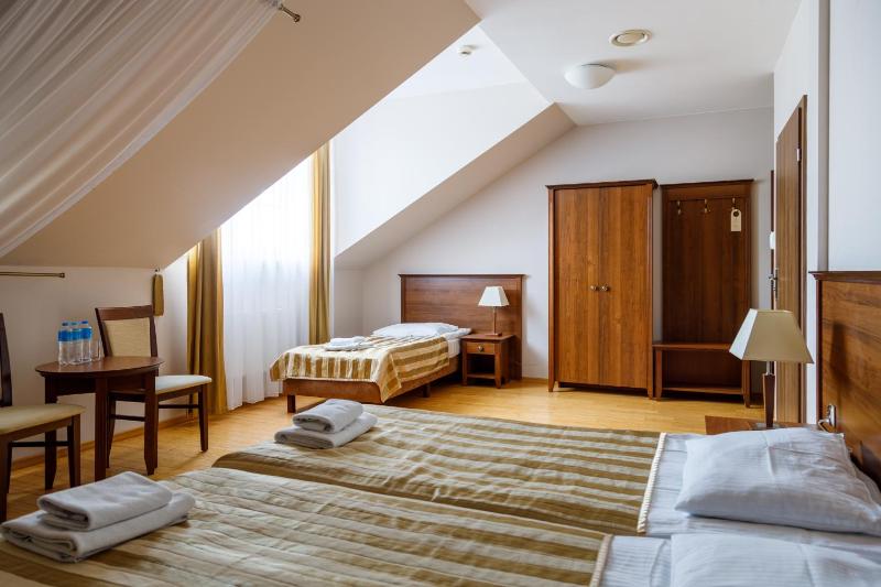 Triple Room image 3