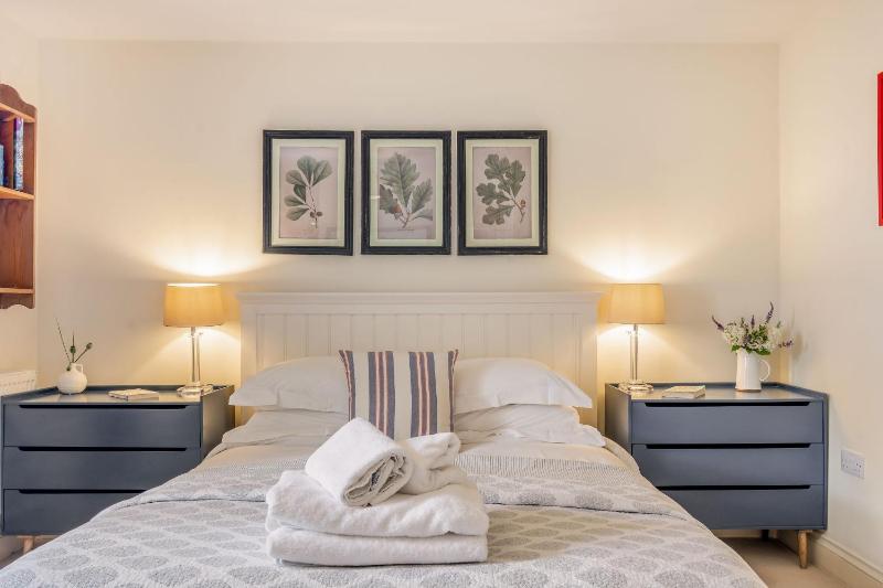 Double Room with Private Bathroom image 3