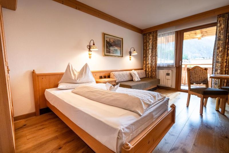 Single Room with Balcony image 1
