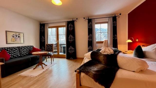 Superior Double Room image 4