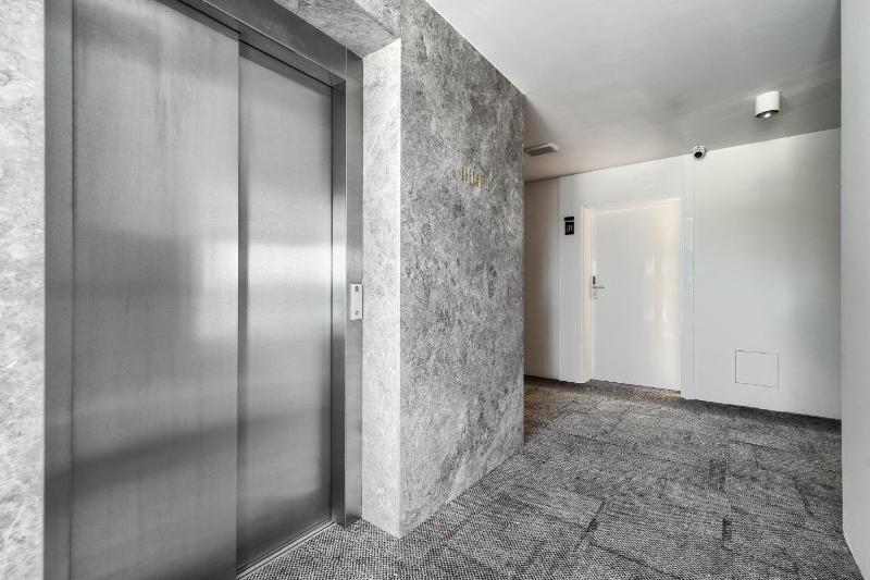 Sea & Lake - City Apartments - image 46