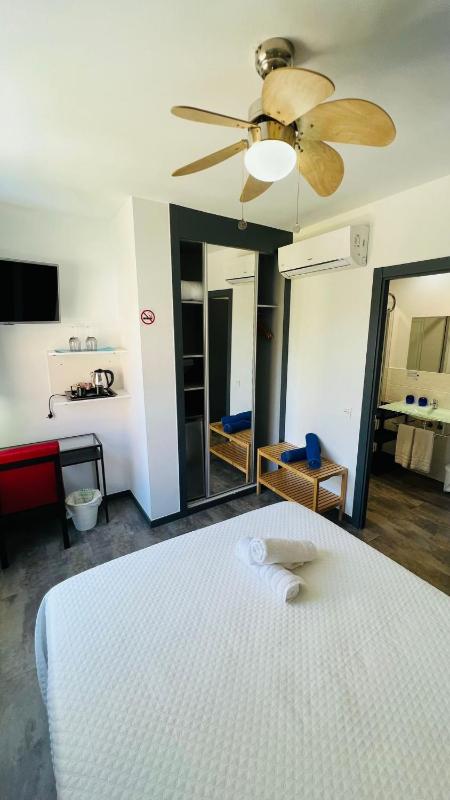 Bajondillo Beach Cozy Inns - image 14