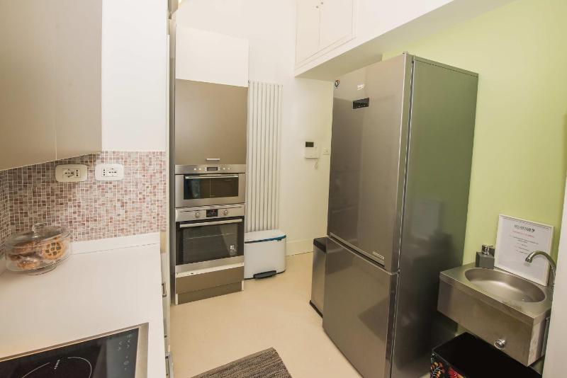 Presidential Suite image 3