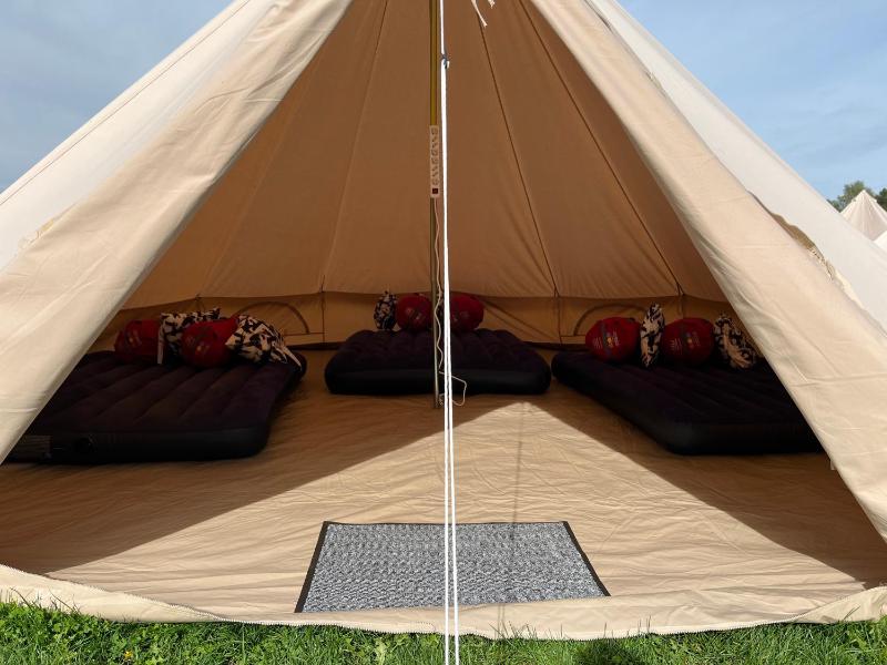 Tent (6 Adults)  image 1