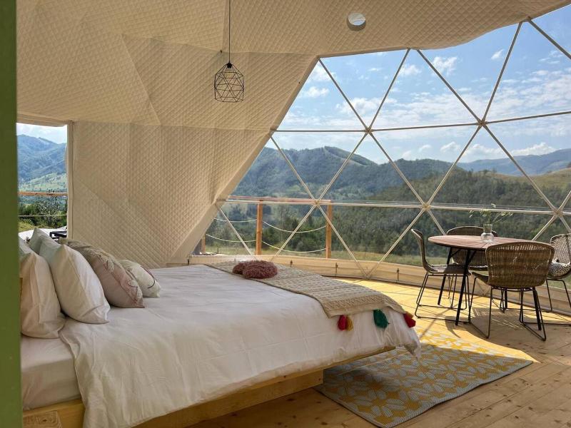 Tranquil Dome - Manta's Retreat Glamping Cornereva Images