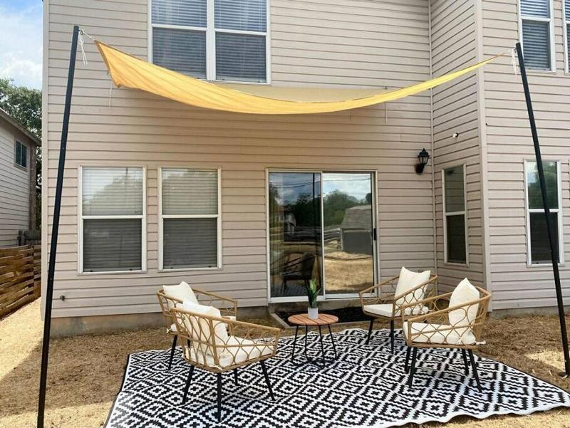 4 BDR home near Lackland AFB/SeaWorld/Pool Table - image 25