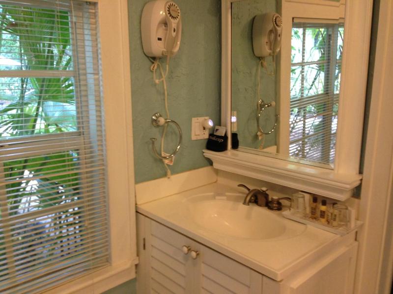 Mango Suite image 2