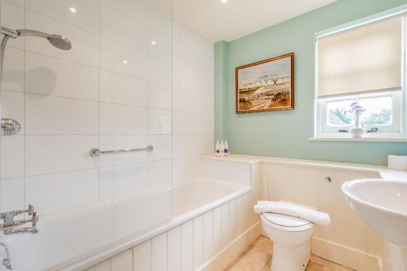 Double Room with Private Bathroom image 2