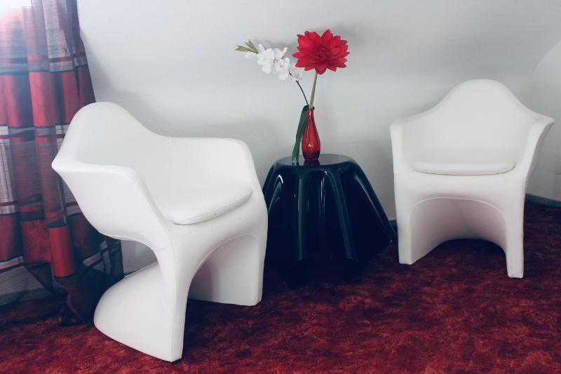 Studio Apartment (2 Adults) image 4