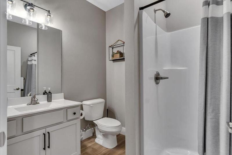 Lakehouse Lodge - image 29