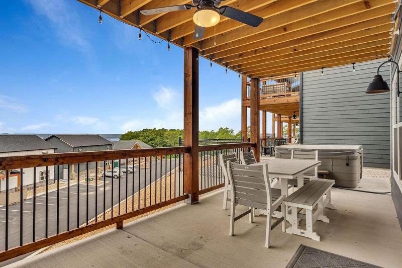 Lochview Lodge - image 32