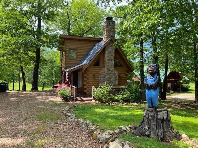 Two-Bedroom Holiday Home image 2