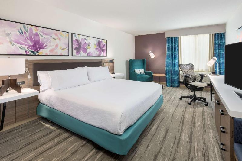 King Room image 3