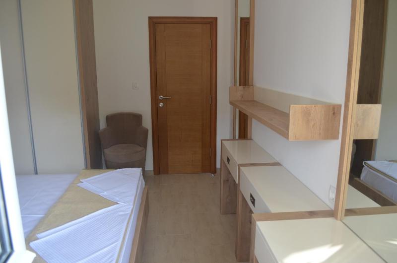 Superior Two-Bedroom Apartment with Terrace and Sea Side image 3