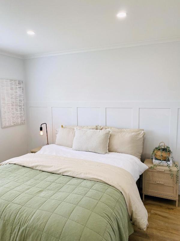 Castaway Cowes beach house - image 5