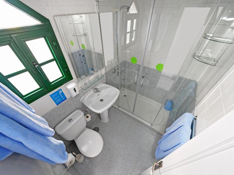Two-Bedroom Bungalow (3 Adults + 2 Children) image 4