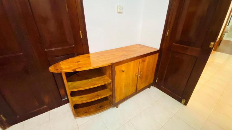 RED ROSE HOLIDAY HOUSE - image 13