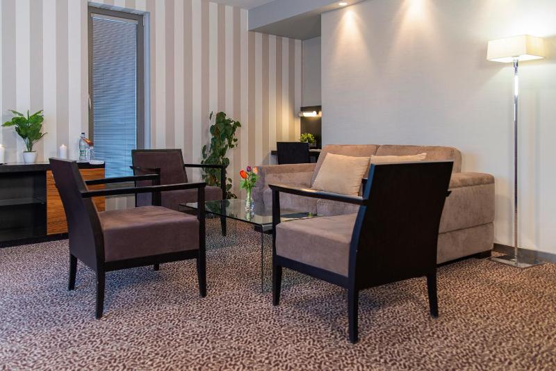 Classic Suite image 4