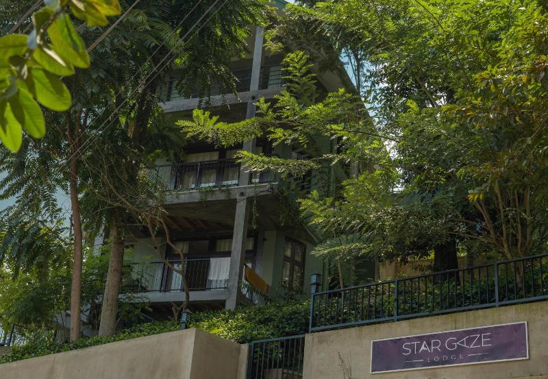 Star Gaze Lodge - image 6